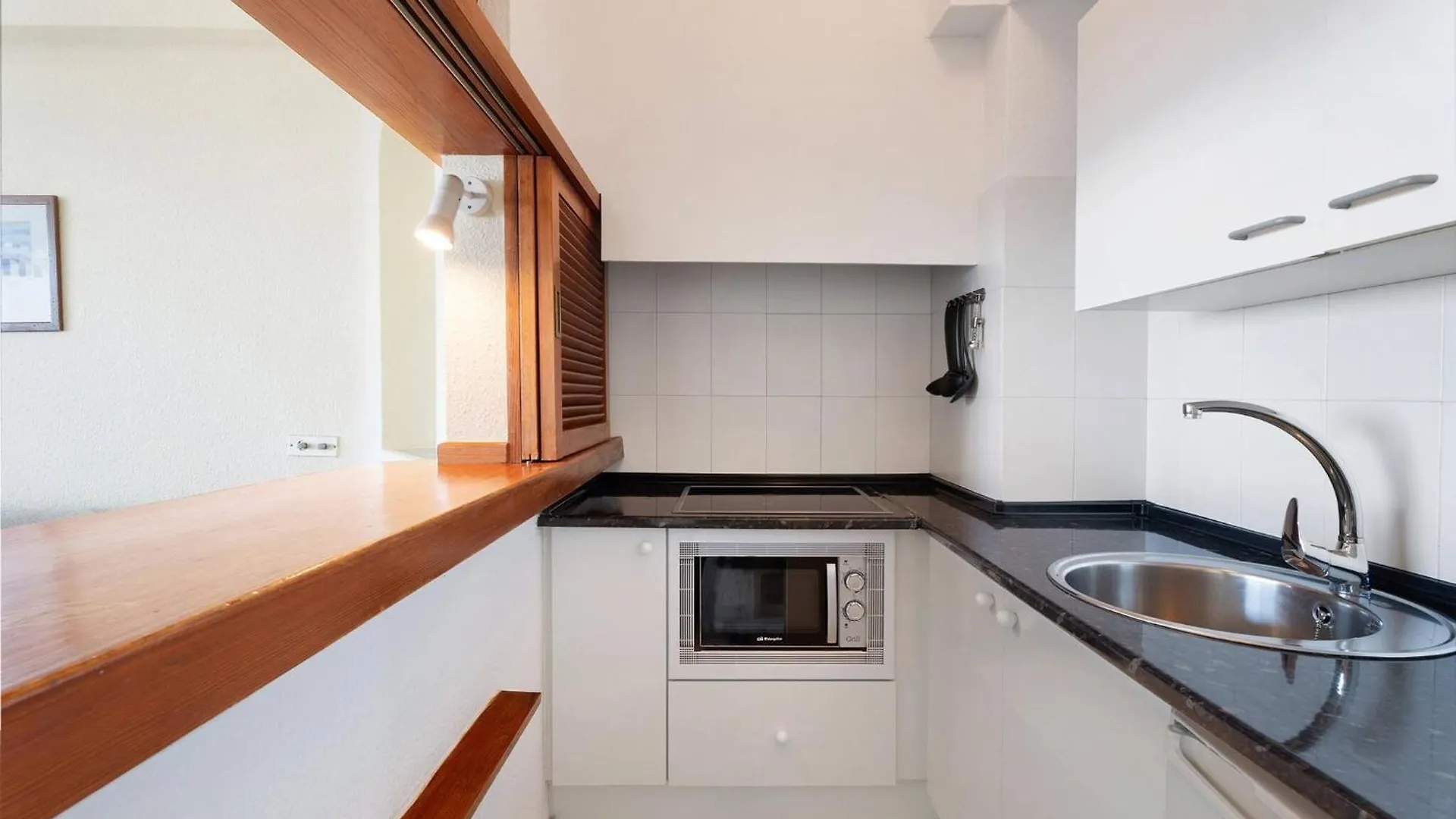Apartamento Over The Ocean Costa Adeje  Spain